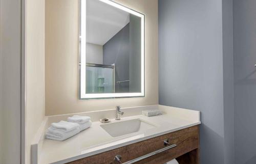 extended stay america premier suites denver international airport