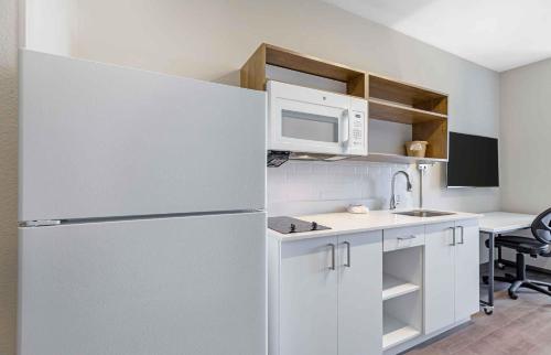 extended stay america premier suites denver international airport