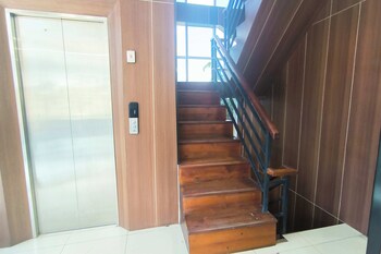jandl inn semarang