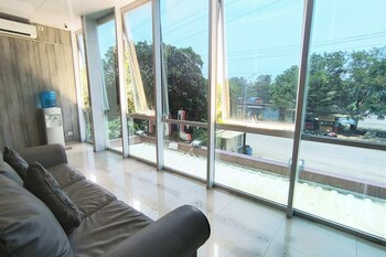 jandl inn semarang