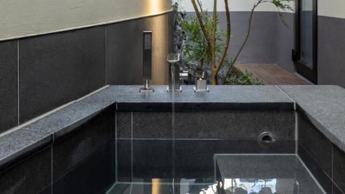 stay passport itaewon hotel and spa