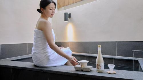 stay passport itaewon hotel and spa