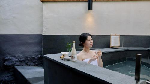 stay passport itaewon hotel and spa