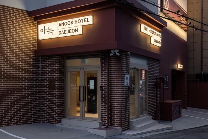 anook hotel jungangro station