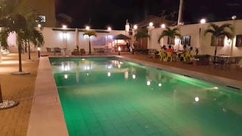 Shilla Hotel - Angeles City,,2 star