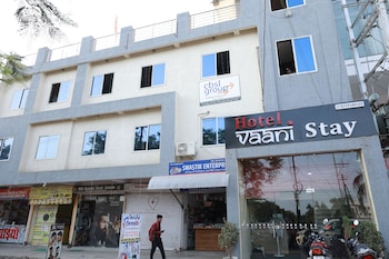 hotel vaani stay bhopal