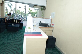 hotel vaani stay bhopal
