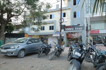 hotel vaani stay bhopal