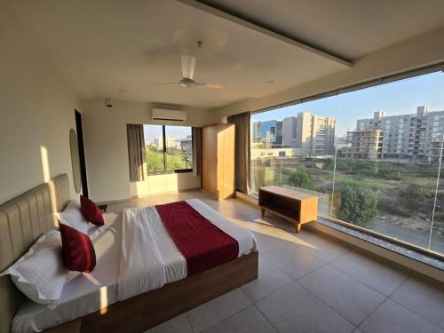gajraj hotel