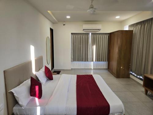 gajraj hotel