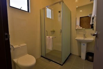 Asiana Hotel,Kota Kinabalu>>Gaya Island,3 star