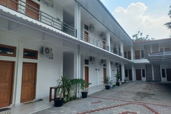 Hotel O Near Plaza Ambarukmo Formerly,,2 star