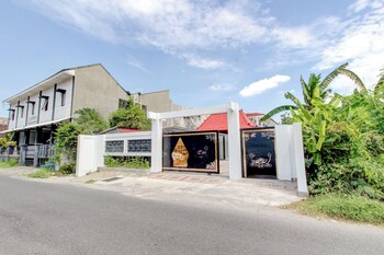 hotel o near plaza ambarukmo formerly