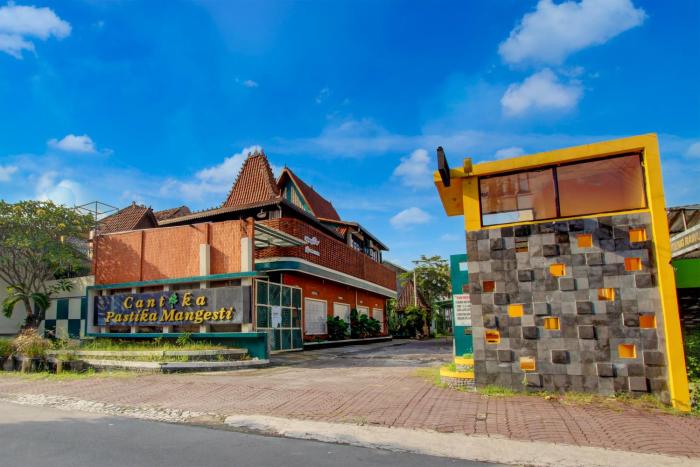 townhouse oak syariah near stasiun purwosari formerly graha gentan solo