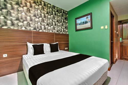 townhouse oak syariah near stasiun purwosari formerly graha gentan solo