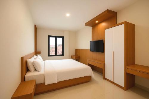 hotel o near pelabuhan pangkal balam for