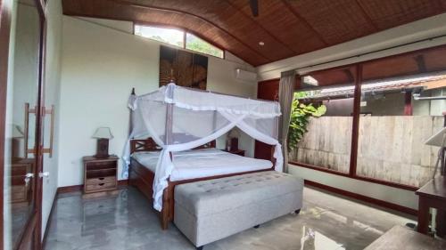 aramaya hills boutique