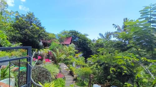 aramaya hills boutique