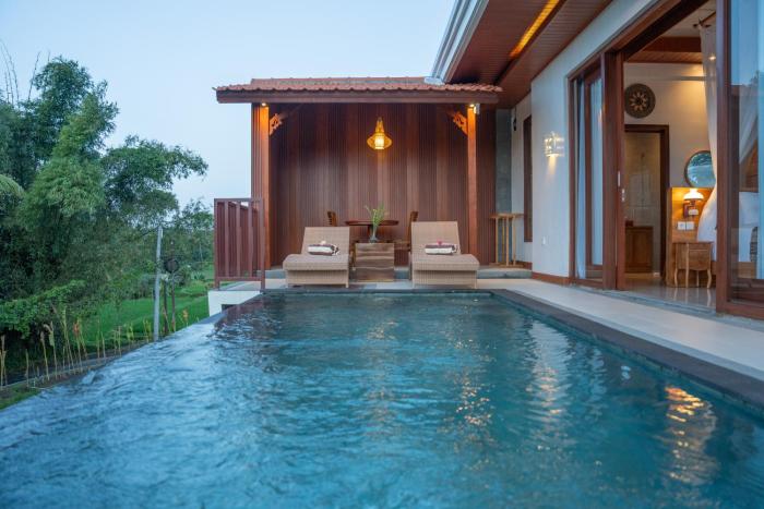 casa fortuna villa by mahaputra