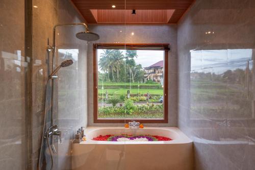 casa fortuna villa by mahaputra