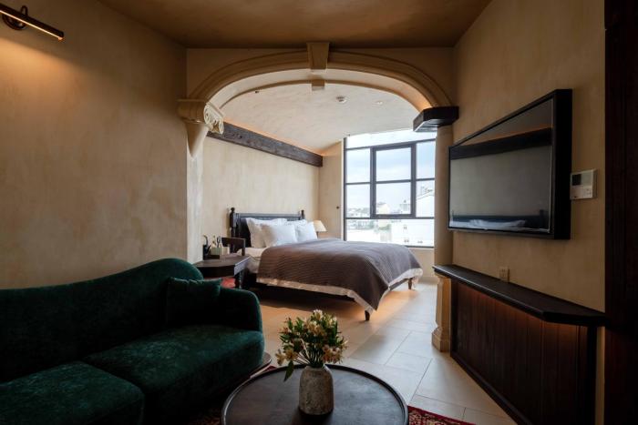 hotel fantaisie