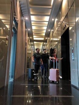 sky suites klcc by easy trip