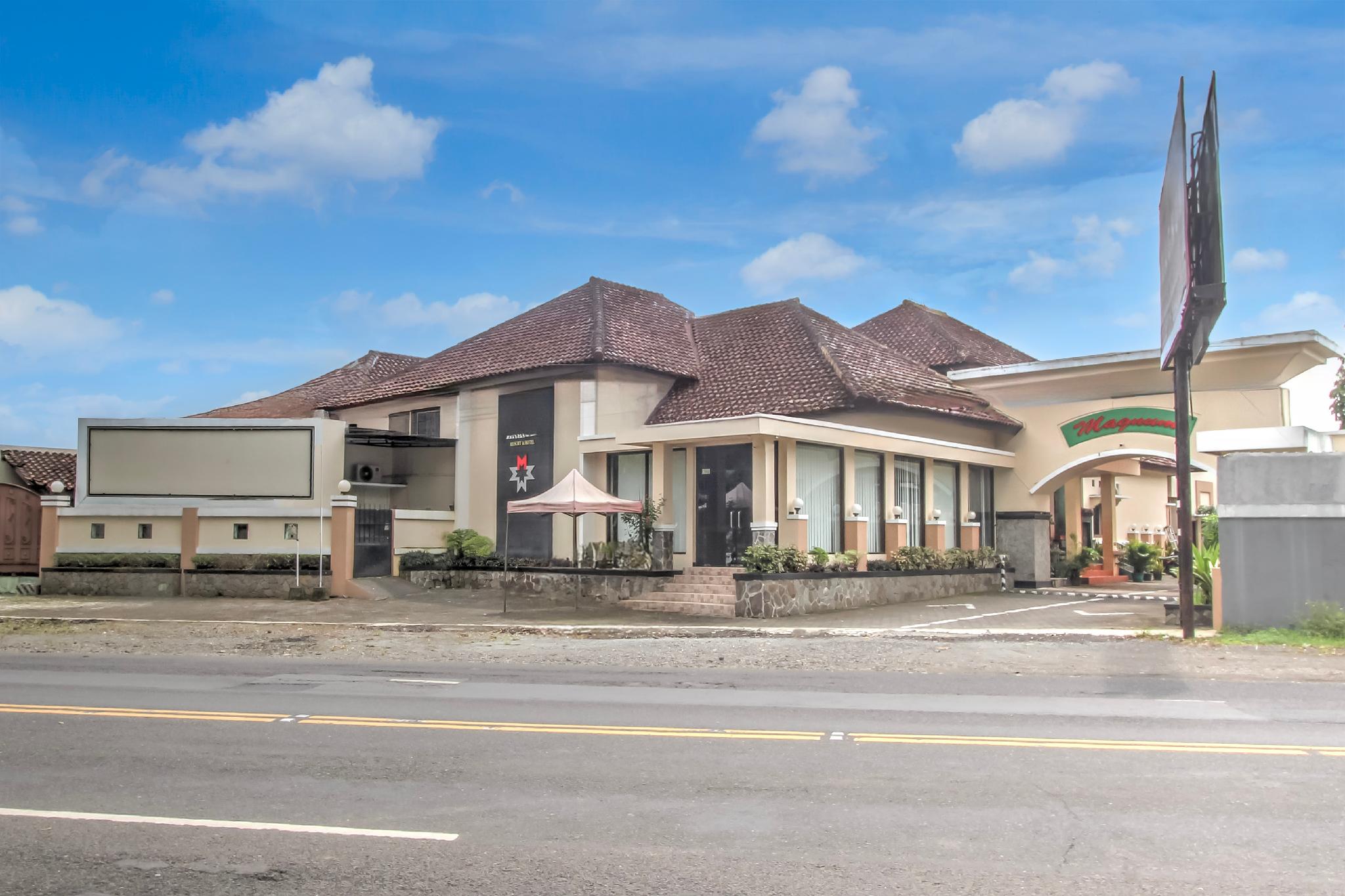 townhouse oak near margono hospital purw