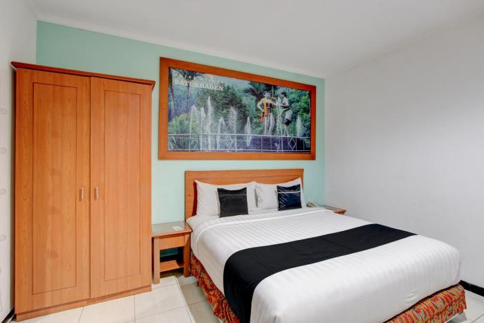 townhouse oak near margono hospital purw