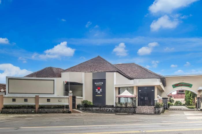 townhouse oak near margono hospital purw