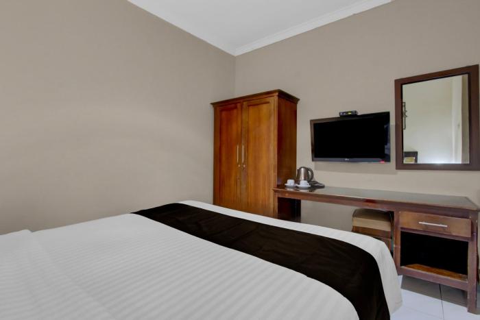 townhouse oak near margono hospital purw