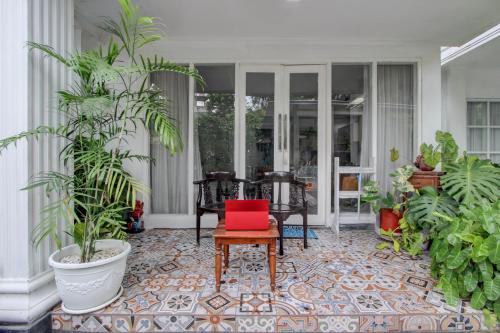 townhouse oak near margono hospital purw