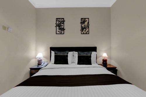 townhouse oak near margono hospital purw