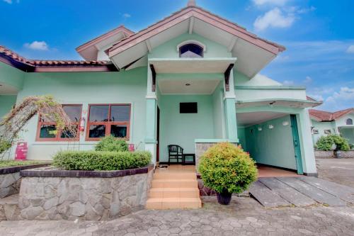 townhouse oak near margono hospital purw