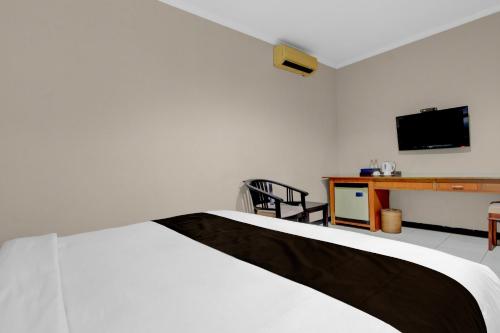 townhouse oak near margono hospital purw