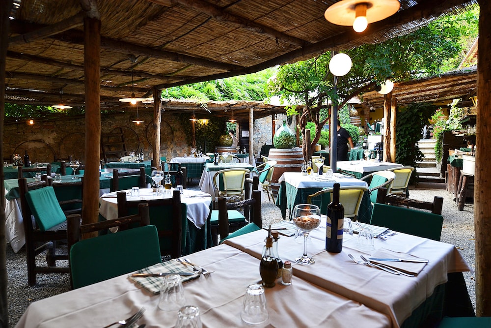 villa liberty boutique hotel design art and relais