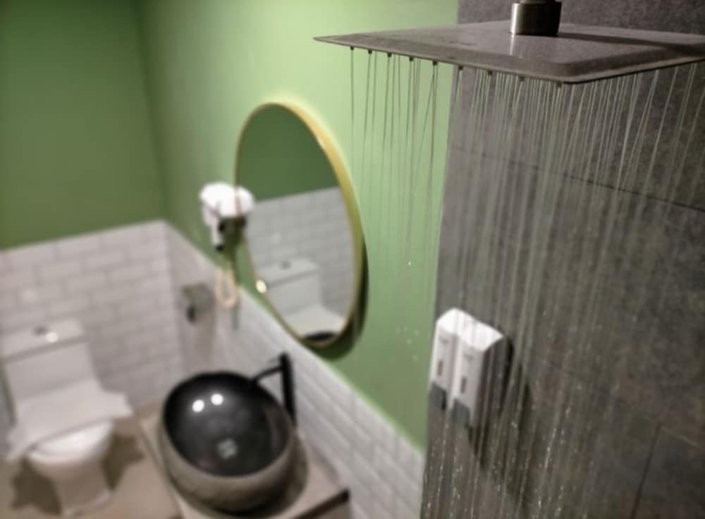 smile hotel danau kota