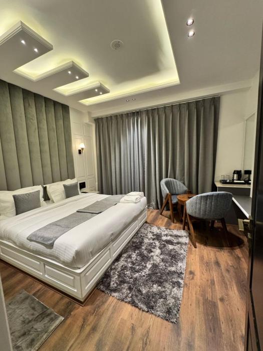 hotel la sera