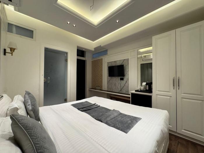 hotel la sera