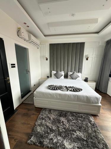hotel la sera