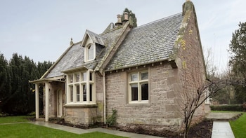 roxburghe cottages part of destination by hyatt