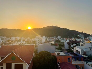 sunny hotel vung tau