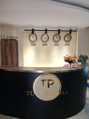 tutto passa hotel
