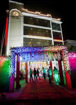 Hotel Tejas Pride,,2 star