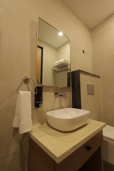 hotel sarovar hill