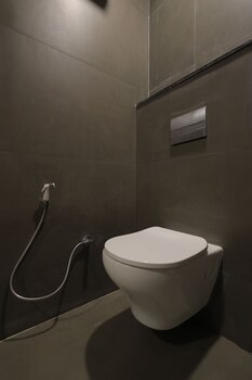 hotel sarovar hill