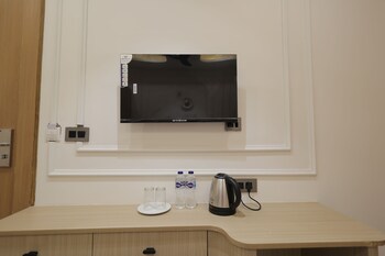 hotel sarovar hill