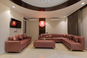 hotel sarovar hill