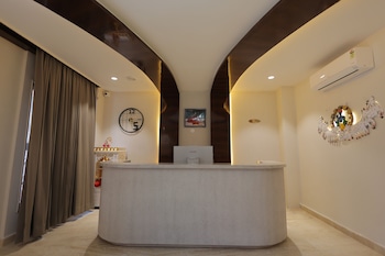 hotel sarovar hill