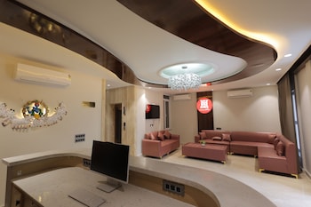 hotel sarovar hill