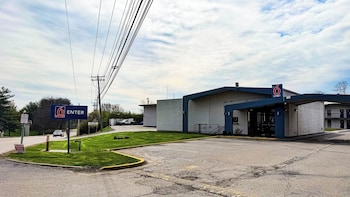 studio 6 suites lexington kentucky